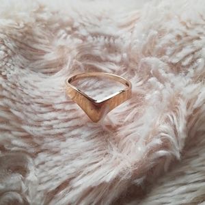 10k Gold Chevron Ring